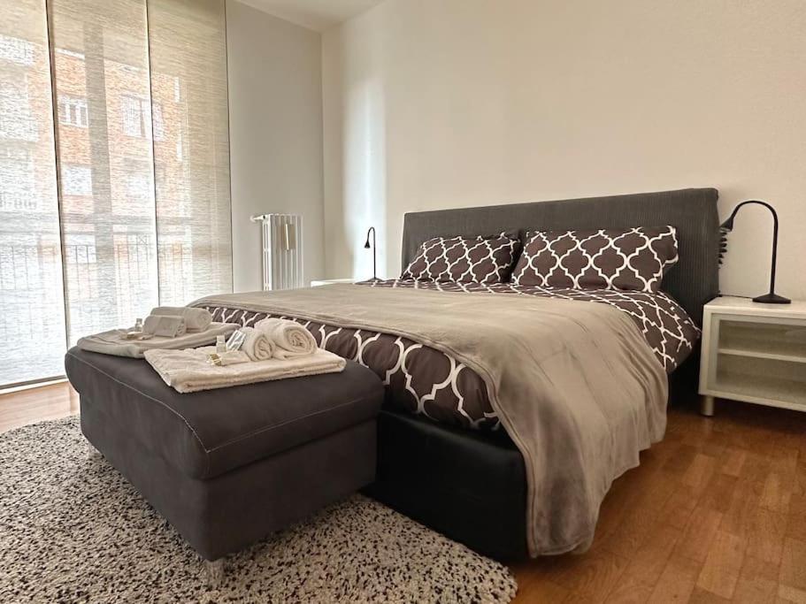 Casa Spezia - Metro Vicina, Wi-Fi Rapido & Netflix Apartamento Turim Exterior foto
