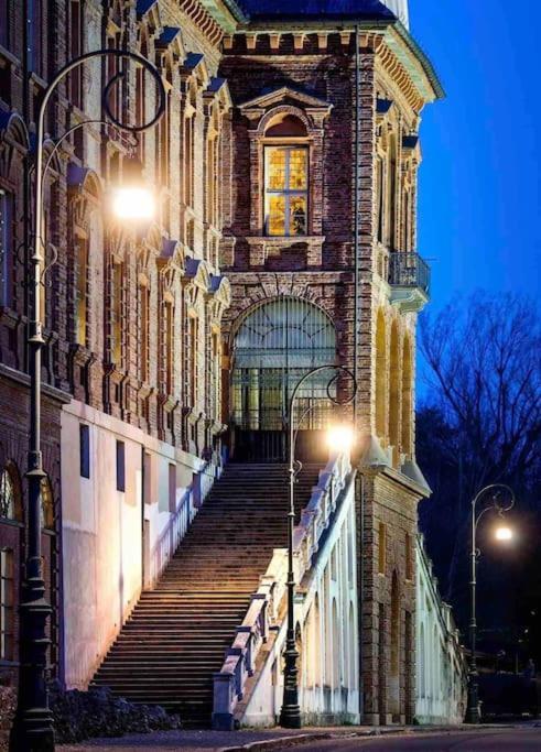 Casa Spezia - Metro Vicina, Wi-Fi Rapido & Netflix Apartamento Turim Exterior foto