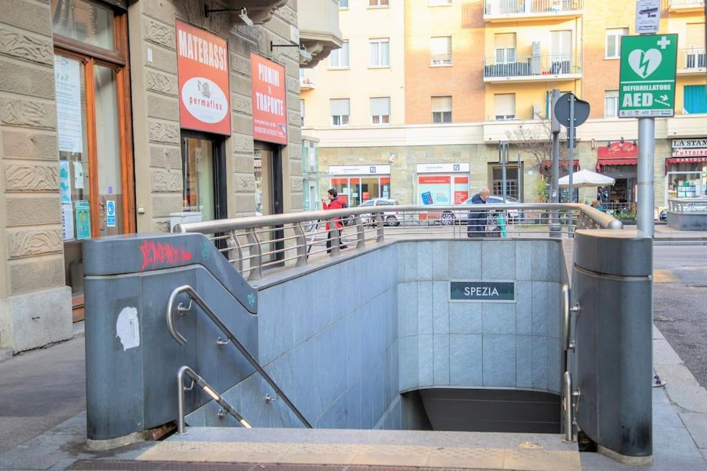 Casa Spezia - Metro Vicina, Wi-Fi Rapido & Netflix Apartamento Turim Exterior foto